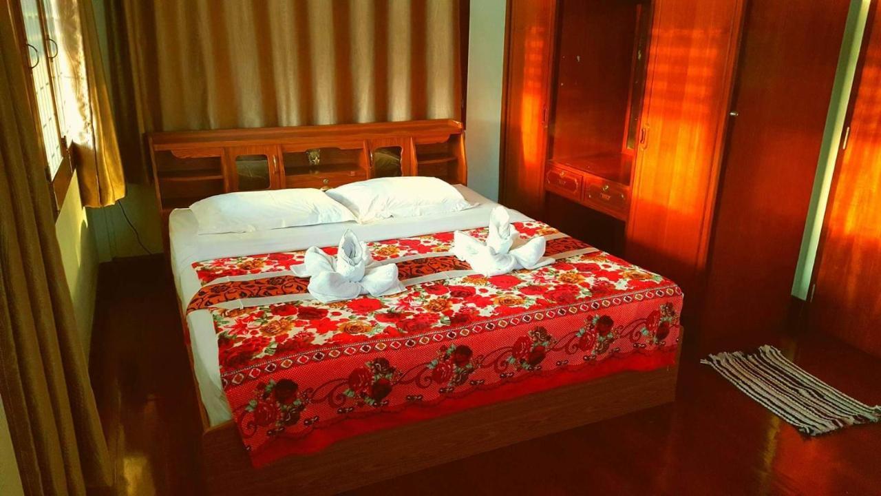 Emmanuel Guesthouse Prachuap Khiri Khan Eksteriør billede